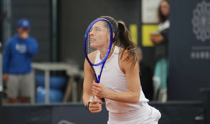 MSC Hamburg Ladies Open: Showmatch zwischen Andrea Petkovic (Deutschland) und Martina Hingis (Schweiz) im Tennisstadion am Rothenbaum. *** MSC Hamburg Ladies Open Exhibition Match between Andrea Petkovic of Germany and Martina Hingis of Switzerland at the Rothenbaum Tennis Stadium