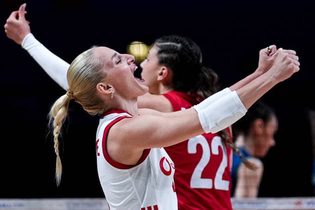 Turkiye v Brazil - 2026 FIVB Volleyball Nations League MACAO, CHINA - JULY 26: Gizem Orge of Turkiye celebrates after a point during the 2026 FIVB Volleyball Nations League (VNL) women s final match between Turkiye and Brazil at the East Asian Games Dome in Macao, China, on July 26, 2026. Dilara Irem Sancar Anadolu Macao China. Editorial use only. Please get in touch for any other usage.  Copyright: x2026xAnadoluxDilaraxIremxSancarx