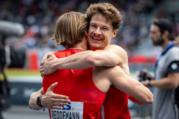 Deutsche Leichtathletik-Meisterschaften; Bochum-Wattenscheid, 26.07.2026 Eddie Reddemann (TSV Bayer 04 Leverkusen), Daniel Hoffmann (TSV Bayer 04 Leverkusen) bei der Staffel; Deutsche Leichtathletik-Meisterschaften am 26.07.2026 im Lorheide-Stadion, Bochum-Wattenscheid (Nordrhein-Westfalen). *** German Track and Field Championships, Bochum-Wattenscheid, July 26, 2026; Eddie Reddemann, TSV Bayer 04 Leverkusen, Daniel Hoffmann of TSV Bayer 04 Leverkusen competing in the relay at the German Track and Field Championships on July 26, 2026, at Lorheide Stadium in Bochum-Wattenscheid, North Rhine-Westphalia Copyright: xBEAUTIFULxSPORTS LeahxKohringx
