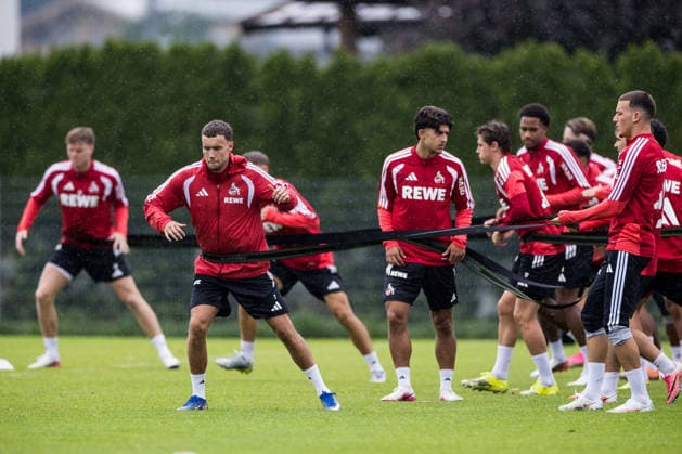ST. JOHANN IN TIROL, AUSTRIA - JULY 26: Luca Waldschmidt (1. FC Koeln, 7) warming up during a training session at trainings camp in Kitzbuehel of season 2026 27 at Koasastadion on July 26, 2026 in St. Johann in Tirol, Austria. Austria Copyright: xSteffiexWunderlx