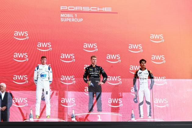 29 Jack Young (GBR, Target), 11 Chester Kieffer (LUX, Schumacher CLRT), 27 Matheus Ferreira (BRA, Team GP Elite), Porsche Mobil 1 Supercup at Hungaroring on July 26, 2026 in Budapest, Hungary. (Photo by HOCH ZWEI) Budapest Hungary *** 29 Jack Young GBR, Target, 11 Chester Kieffer LUX, Schumacher CLRT, 27 Matheus Ferreira BRA, Team GP Elite, Porsche Mobil 1 Supercup at the Hungaroring on July 26, 2026, in Budapest, Hungary. Photo by HOCH ZWEI, Budapest, Hungary