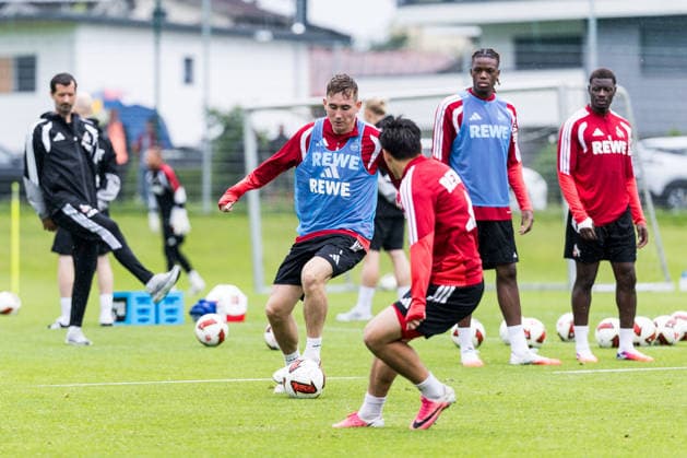 ST. JOHANN IN TIROL, AUSTRIA - JULY 26: Isak Johannesson (1. FC Koeln, 8) controls the ball during a training session at trainings camp in Kitzbuehel of season 2026 27 at Koasastadion on July 26, 2026 in St. Johann in Tirol, Austria. Austria Copyright: xSteffiexWunderlx