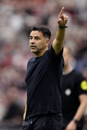 AMSTERDAM - Ajax coach Michel Sanchez during the friendly match between AFC Ajax and Burnley FC at the Johan Cruijff ArenA on July 26, 2026 in Amsterdam, the Netherlands. OLAF KRAAK ANP Eredivisie 2026 27 xVIxANPxSportx xxANPxIVx 564334422 originalFilename: 564334422.jpg