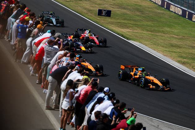 F1 - HUNGARIAN GRAND PRIX 2026 Start 03 VERSTAPPEN Max (nld), Red Bull Racing Ford RB22, action 44 HAMILTON Lewis (gbr), Scuderia Ferrari SF-26, action 01 NORRIS Lando (gbr), McLaren F1 Team MCL40, action 81 PIASTRI Oscar (aus), McLaren F1 Team MCL40, action during the Formula 1 Hungarian Grand Prix 2026, 11th round of the 2026 Formula One World Championship, WM, Weltmeisterschaft from July 24 to 26, 2026 on the Hungaroring, in Mogyorod near Budapest, Hungary -  Copyright: xFLORENTxGOODENx