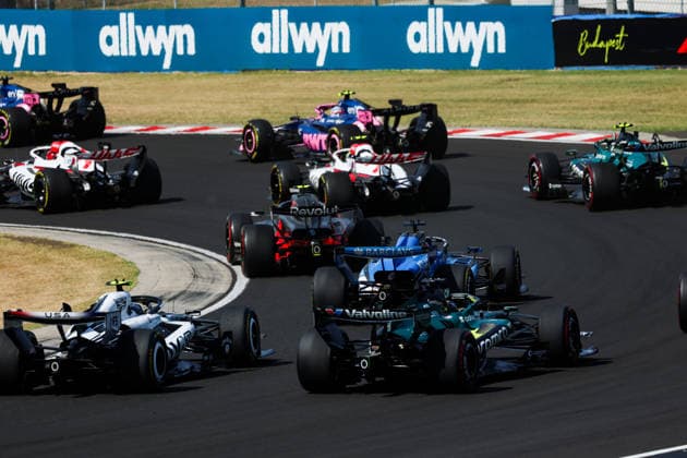 F1 - HUNGARIAN GRAND PRIX 2026 Start 11 PEREZ Sergio (mex), Cadillac F1 Team CA01, action 18 STROLL Lance (can), Aston Martin F1 Team AMR26, action 55 SAINZ Carlos (spa), Williams Racing FW48, action during the Formula 1 Hungarian Grand Prix 2026, 11th round of the 2026 Formula One World Championship, WM, Weltmeisterschaft from July 24 to 26, 2026 on the Hungaroring, in Mogyorod near Budapest, Hungary -  Copyright: xFLORENTxGOODENx