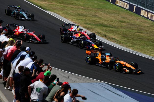 F1 - HUNGARIAN GRAND PRIX 2026 Start 16 LECLERC Charles (mco), Scuderia Ferrari SF-26, action 03 VERSTAPPEN Max (nld), Red Bull Racing Ford RB22, action 44 HAMILTON Lewis (gbr), Scuderia Ferrari SF-26, action 01 NORRIS Lando (gbr), McLaren F1 Team MCL40, action 81 PIASTRI Oscar (aus), McLaren F1 Team MCL40, action during the Formula 1 Hungarian Grand Prix 2026, 11th round of the 2026 Formula One World Championship, WM, Weltmeisterschaft from July 24 to 26, 2026 on the Hungaroring, in Mogyorod near Budapest, Hungary -  Copyright: xFLORENTxGOODENx