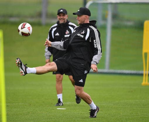 25.07.2026, xophax, Fussball 1.Bundesliga, 1.FC Koeln Trainingslager . Mannschaft in Kitzbühel .Training in Sankt Johann. Trainer Rene Wagner ( 1.FC Köln ) Kitzbühel *** July 25, 2026, xophax, Soccer, Bundesliga 1, 1. FC Köln Training Camp, Team in Kitzbühel, Training in Sankt Johann, Coach Rene Wagner, 1. FC Köln, Kitzbühel