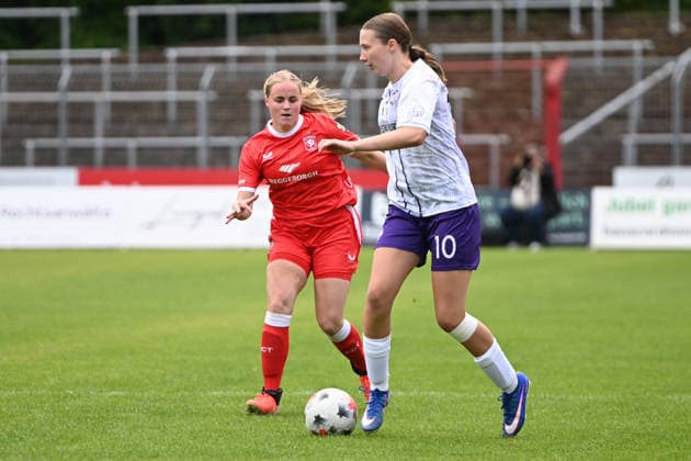 Laura Bröring Freundschaftsspiel SGS Essen FC Twente 26.07.2026 Laura Bröring (SGS Essen), Freundschaftsspiel, SGS Essen gegen FC Twente am 26. Juli 2026 im Stadion am Uhlenkrug, Essen. Endstand 1:2 *** Laura Bröring Friendly Match: SGS Essen vs. FC Twente, July 26, 2026 Laura Bröring SGS Essen, Friendly Match, SGS Essen vs. FC Twente on July 26, 2026, at Stadion am Uhlenkrug, Essen. Final score: 1–2