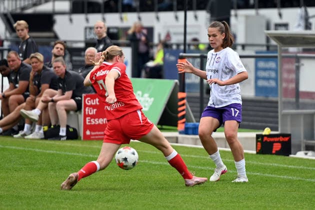 Karla Brinkmann Freundschaftsspiel SGS Essen FC Twente 26.07.2026 Karla Brinkmann (SGS Essen), Freundschaftsspiel, SGS Essen gegen FC Twente am 26. Juli 2026 im Stadion am Uhlenkrug, Essen. Endstand 1:2 *** Karla Brinkmann Friendly Match: SGS Essen vs. FC Twente, July 26, 2026 Karla Brinkmann SGS Essen, Friendly Match, SGS Essen vs. FC Twente on July 26, 2026, at Stadion am Uhlenkrug, Essen. Final score: 1–2