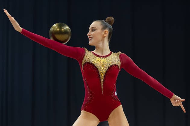 Deutsche Meisterschaften in der Rhythmische Sportgymnastik 2026, Gerätefinals Darja Varfolomeev (TSV Schmiden) mit dem Ball. Deutsche Meisterschaften in der Rhythmische Sportgymnastik, Gerätefinals, Einzel, am 26. Juli 2026 in der ZAG-Arena in Hannover., Hannover Niedersachsen Deutschland ZAG Arena *** 2026 German Rhythmic Gymnastics Championships, Apparatus Finals: Darja Varfolomeev (TSV Schmiden) with the ball. German Rhythmic Gymnastics Championships, Apparatus Finals, Individual, on July 26, 2026, at the ZAG Arena in Hanover, Hanover, Lower Saxony, Germany, ZAG Arena