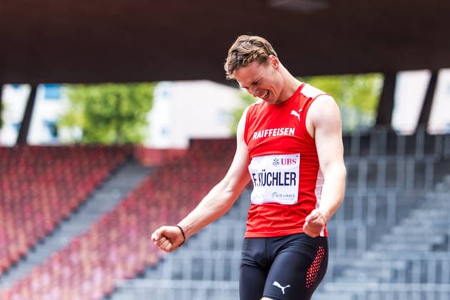 Swiss Athletics Championships, 26.07.2026 ZURICH, SWITZERLAND - JULY 26: Fabio Kuechler (TSV Rothenburg athletics) celebrates the second place in the mens 110 m hurdles at the Swiss Athletics Championships on July 26, 2026 in Zurich, Switzerland. *** Swiss Athletics Championships, July 26, 2026, Zurich, Switzerland Fabio Kuechler of TSV Rothenburg celebrates his second-place finish in the men s 110-meter hurdles at the Swiss Athletics Championships on July 26, 2026, in Zurich, Switzerland Copyright: xBEAUTIFULxSPORTS UlfxSchillerx