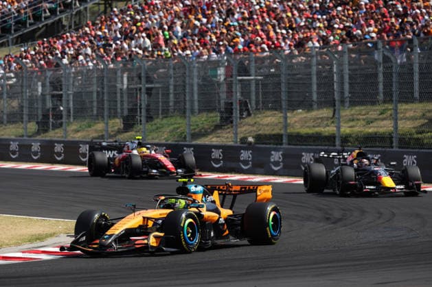 F1 Hungarian Grand Prix 2026 Lando Norris of McLaren is driving his car on the track during Formula 1 Hungarian Grand Prix at the Hungaroring circuit in Mogyorod near Budapest on July 25th, 2026. Buda Hungary  Copyright: xBeataxZawrzelx originalFilename:zawrzel-f1hungar260726_npz7P.jpg