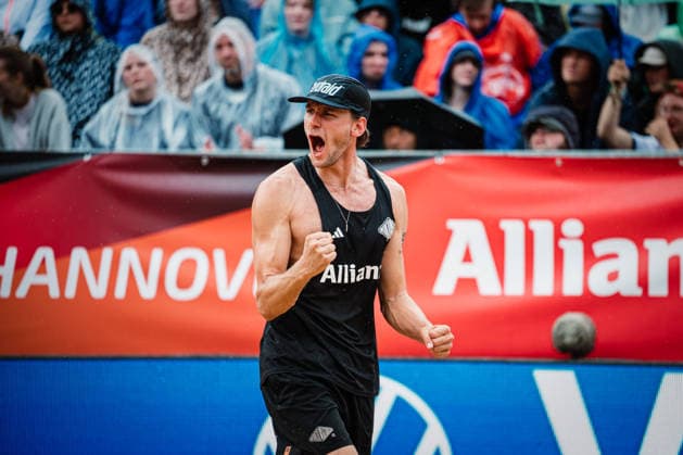 Die Finals 2026 - Beachvolleyball, 26.07.2026 Eintracht Spontent ist deutscher Meister im Beachvolleyball; Die Finals 2026 - Beachvolleyball am 26.07.2026 am Opernplatz, Hannover *** The 2026 Beach Volleyball Finals, July 26, 2026: Eintracht Spontent is the German beach volleyball champion. The 2026 Beach Volleyball Finals took place on July 26, 2026, at Opernplatz in Hanover. Copyright: xBEAUTIFULxSPORTS Tonhäuserx