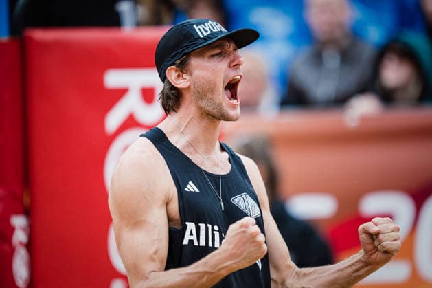 Die Finals 2026 - Beachvolleyball, 26.07.2026 Eintracht Spontent ist deutscher Meister im Beachvolleyball; Die Finals 2026 - Beachvolleyball am 26.07.2026 am Opernplatz, Hannover *** The 2026 Beach Volleyball Finals, July 26, 2026: Eintracht Spontent is the German beach volleyball champion. The 2026 Beach Volleyball Finals took place on July 26, 2026, at Opernplatz in Hanover. Copyright: xBEAUTIFULxSPORTS Tonhäuserx