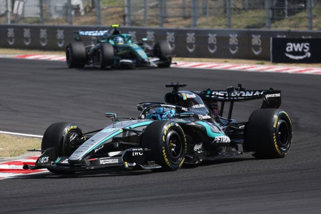 F1 Hungarian Grand Prix 2026 George Russell of Mercedes and Fernando Alonso of Aston Martin Aramco during the Formula 1 Hungarian Grand Prix at Hungaroring in Budapest, Hungary on July 26, 2026. Budapest Hungary  Copyright: xJakubxPorzyckix originalFilename:porzycki-f1hungar260726_npvlA.jpg