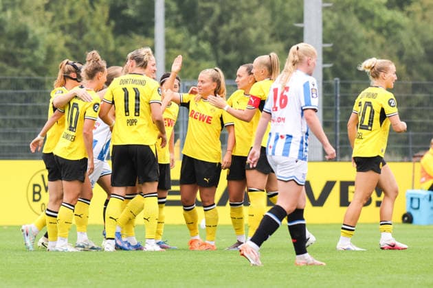 26.07.2026, xgrfx, Fussball Testspiel Frauen , Borussia Dortmund - SC Heerenveen v.l. Tor, Annika Enderle zum 1:0 (Borussia Dortmund) (DFL DFB REGULATIONS PROHIBIT ANY USE OF PHOTOGRAPHS as IMAGE SEQUENCES and or QUASI-VIDEO) Trainingsgelände Hohenbuschei *** July 26, 2026, xgrfx, Women s Soccer Friendly Match, Borussia Dortmund vs. SC Heerenveen (goal), Annika Enderle, 1–0 Borussia Dortmund. DFL and DFB regulations prohibit any use of photographs as image sequences and or quasi-video. Hohenbuschei Training Facility