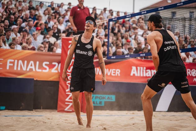 Beachvolleyball Männer Allianz German Beach Club Finals Die Finals 2026 Hannover Finale Eintracht Spontent (Düsseldorf) vs. Hauptstadt Beacher (Berlin) 26.07.2026 Lukas Pfretzschner ärgert sich Hannover Opernplatz Niedersachsen Deutschland *** Men s Beach Volleyball Allianz German Beach Club Finals The 2026 Finals in Hanover: Eintracht Spontent Düsseldorf vs. Hauptstadt Beacher Berlin, July 26, 2026. Lukas Pfretzschner is frustrated. Opernplatz, Hanover, Lower Saxony, Germany