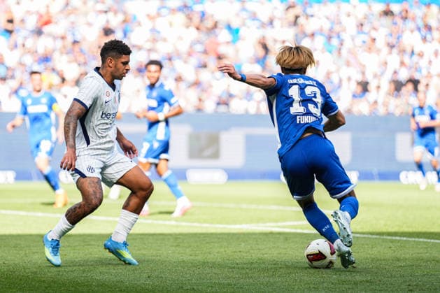 Freundschaftsspiel: Karlsruher SC vs FC Internazionale Milano, 26.07.2026 Zweikampf zwischen Luis Henrique (FC Internaziolane Milano, 11) und Shio Fukuda (Karlsruher SC, 13) Freundschaftsspiel: Karlsruher SC vs FC Internazionale Milano, BBBank Wildpark Karlsruhe, 26.07.2026 DFB DFL REGULATIONS PROHIBIT ANY USE OF PHOTOGRAPHS AS IMAGE SEQUENCES AND OR QUASI-VIDEO. *** Friendly Match: Karlsruher SC vs. FC Internazionale Milano, July 26, 2026. A tackle between Luis Henrique (FC Internazionale Milano, No. 11) and Shio Fukuda (Karlsruher SC, No. 13). Friendly Match: Karlsruher SC vs. FC Internazionale Milano, BBBank Wildpark Karlsruhe, July 26, 2026 DFB and DFL regulations prohibit any use of photographs as image sequences and or quasi-video Copyright: xBEAUTIFULxSPORTS Boscox