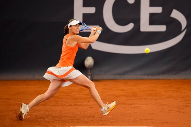 MSC Hamburg Ladies Open - Day 7 Martina Hingis of Switzerland plays during an exhibition match against Andrea Petkovic of Germany at the 2026 MSC Hamburg Ladies Open Women s tennis tournament at Am Rothenbaum in Hamburg, Germany. Hamburg Hamburg Germany  Copyright: xOwenxHammondx originalFilename:hammond-2026msch260726_npXyb.jpg