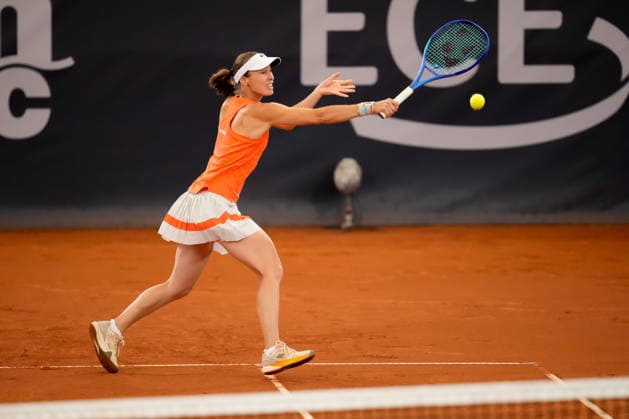 MSC Hamburg Ladies Open - Day 7 Martina Hingis of Switzerland plays during an exhibition match against Andrea Petkovic of Germany at the 2026 MSC Hamburg Ladies Open Women s tennis tournament at Am Rothenbaum in Hamburg, Germany. Hamburg Hamburg Germany  Copyright: xOwenxHammondx originalFilename:hammond-2026msch260726_npDtA.jpg