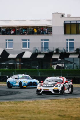 ADAC GT4 Germany, 5. + 6. Rennen Oschersleben 2026 32 Porsche 718 Cayman GT4 RS Clubsport, Avia W&S Motorsport: Tim Horell, Hendrik Still - picture by Gruppe C Photography Oschersleben Oschersleben Sachsen-Anhalt Germany Copyright: xGruppexCxPhotographyx