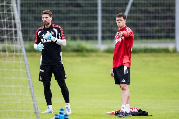 ST. JOHANN IN TIROL, AUSTRIA - JULY 26: Ron-Robert Zieler (1. FC Koeln, 20) and Martin James (1. FC Koeln) during a training session at trainings camp in Kitzbuehel of season 2026 27 at Koasastadion on July 26, 2026 in St. Johann in Tirol, Austria. Austria Copyright: xSteffiexWunderlx