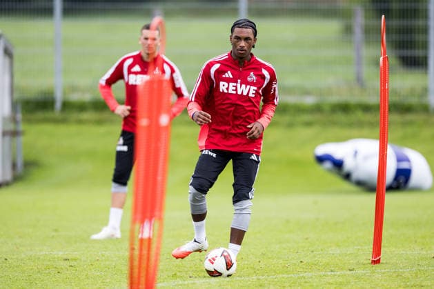 ST. JOHANN IN TIROL, AUSTRIA - JULY 26: Reigan Heskey (1. FC Koeln, 11) controls the ball during a training session at trainings camp in Kitzbuehel of season 2026 27 at Koasastadion on July 26, 2026 in St. Johann in Tirol, Austria. Austria Copyright: xSteffiexWunderlx