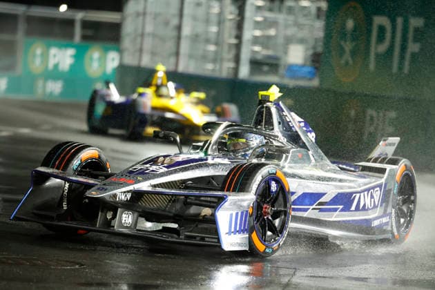 July 26, 2026, Tokyo, Japan: ANDRETTI FORMULA E driver Felipe Drugovich (28) in action during the Formula E Tokyo E-Prix, round 15 of the 2025Ã¢â‚¬2026 ABB FIA Formula E World Championship, WM, Weltmeisterschaft on the temporary street circuit around the Tokyo Big Sight convention center in Tokyo. Formula E 2026: Tokyo E-Prix  - ZUMAm191 20260726_aap_m191_054 Copyright: xRodrigoxReyesxMarinx