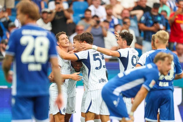 Andy Diouf (Inter Mailand, 17) hat gut Lachen mit seinem Siegtreffer zum 1:2, GER, Karlsruher SC vs. Inter Mailand, Fussball, Testspiel, 2026 2027, 26.07.2026, DFL REGULATIONS PROHIBIT ANY USE OF PHOTOGRAPHS AS IMAGE SEQUENCES AND OR QUASI-VIDEO, GER, Karlsruher SC vs. Inter Mailand, Fussball, Testspiel, 2026 2027, 26.07.2026 Karlsruhe *** Andy Diouf, Inter Milan, 17, is all smiles after scoring the winning goal in the 1–2 match, GER, Karlsruher SC vs. Inter Milan, soccer, friendly match, 2026–2027, July 26, 2026, DFL regulations prohibit any use of photographs as image sequences and or quasi-video, GER, Karlsruher SC vs. Inter Milan, soccer, friendly match, 2026–2027, July 26, 2026, Karlsruhe Copyright: xEibner-Pressefoto JanxPrihodax EP_JPA