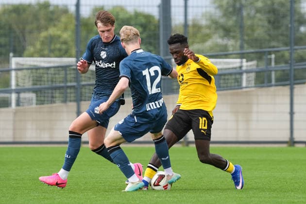 Sonntag, 26.07.2026 Saison 2026 2027 Testspiel, Freundschaftsspiel im BVB Fußballpark Hohenbuschei, Dortmund, Germany. BV Borussia Dortmund U23 - Jong FC Utrecht. Mampasi-Joseph Boyamba (BVB) *** Sunday, July 26, 2026 2026–2027 Season Preseason Match, Friendly Match at BVB Fußballpark Hohenbuschei, Dortmund, Germany BV Borussia Dortmund U23 vs. Jong FC Utrecht Mampasi Joseph Boyamba BVB