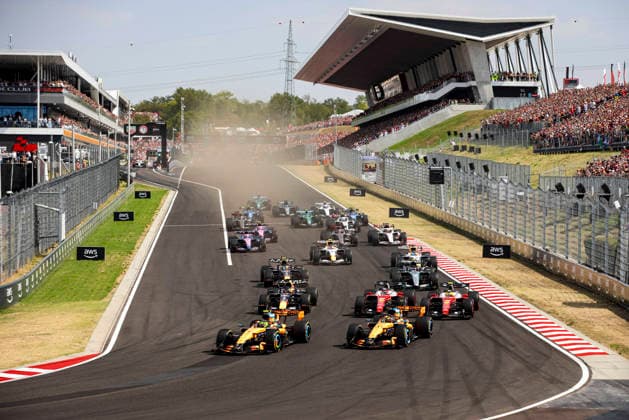F1 - HUNGARIAN GRAND PRIX 2026 start of the race, depart, 01 NORRIS Lando (gbr), McLaren F1 Team MCL40, action 81 PIASTRI Oscar (aus), McLaren F1 Team MCL40, action 16 LECLERC Charles (mco), Scuderia Ferrari SF-26, action 03 VERSTAPPEN Max (nld), Red Bull Racing Ford RB22, action 44 HAMILTON Lewis (gbr), Scuderia Ferrari SF-26, action during the Formula 1 Hungarian Grand Prix 2026, 11th round of the 2026 Formula One World Championship, WM, Weltmeisterschaft from July 24 to 26, 2026 on the Hungaroring, in Mogyorod near Budapest, Hungary - MogyorodHungary  Copyright: xXavixBonillax