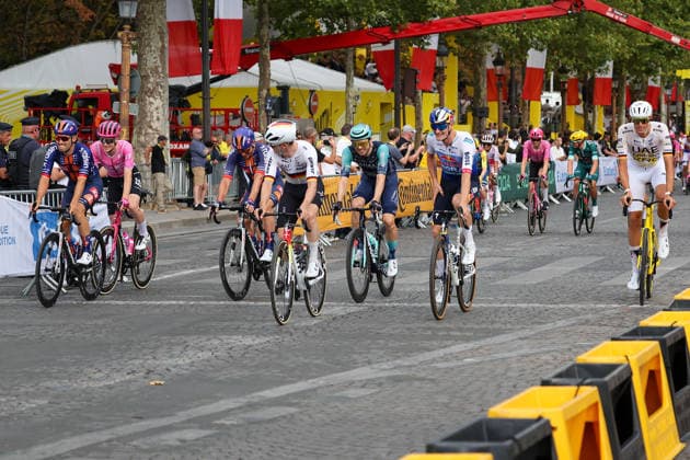 Paris, France the German riders the Champs-ElysÃ es, the start Stage 21 of the Tour de France 2026 from Thoiry to Paris (Champs-ElysÃ es) on July 26, 2026, in Paris, France *** Paris, France: German cyclists on the Champs-Élysées, the start of Stage 21 of the 2026 Tour de France from Thoiry to the Champs-Élysées in Paris on July 26, 2026, in Paris, France Copyright: HMBxMedia JoaquimxFerreira