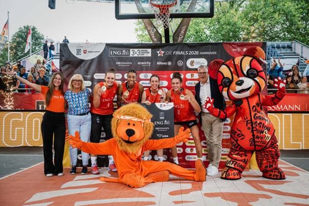 Die Finals 2026 - 3x3 Basketball, 26.07.2026 Die SVD 49 Dortmund sind deutscher Meister im 3x3 Basketball Finale der Damen gegen Wedel; Die Finals 2026 - 3x3 Basketball am 26.07.2026 am neuen Rathaus, Hannover *** The 2026 3x3 Basketball Finals, July 26, 2026: SVD 49 Dortmund are the German champions in the women’s 3x3 basketball final against Wedel. The 2026 3x3 Basketball Finals took place on July 26, 2026, at the New City Hall in Hanover. Copyright: xBEAUTIFULxSPORTS Tonhäuserx