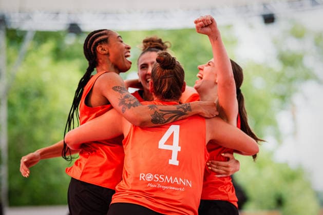Die Finals 2026 - 3x3 Basketball, 26.07.2026 Die SVD 49 Dortmund sind deutscher Meister im 3x3 Basketball Finale der Damen gegen Wedel; Die Finals 2026 - 3x3 Basketball am 26.07.2026 am neuen Rathaus, Hannover *** The 2026 3x3 Basketball Finals, July 26, 2026: SVD 49 Dortmund are the German champions in the women’s 3x3 basketball final against Wedel. The 2026 3x3 Basketball Finals took place on July 26, 2026, at the New City Hall in Hanover. Copyright: xBEAUTIFULxSPORTS Tonhäuserx