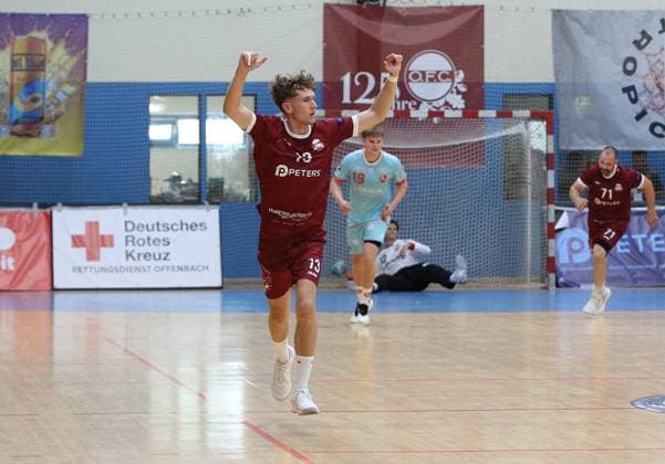 26-07.2026 xmgoodx Offenbach, Handball Männer - 125 Jahre OFC Jubliäumsspiel OFC Kickers gegen MT Melsungen Torjubel Huesmann, Nils OFC *** July 26, 2026 xmgoodx Offenbach, Men s Handball: OFC s 125th Anniversary Match—OFC Kickers vs. MT Melsungen; Goal Celebration: Huesmann, Nils (OFC)