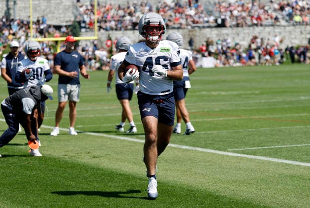 FOXBOROUGH, MA - JULY 26: Mitch Van Vooren 46 of the New England Patriots runs a drill during New England Patriots Training Camp on July 26, 2026, at Gillette Stadium in Foxborough, Massachusetts. (Photo by Fred Kfoury III Icon Sportswire) NFL, American Football Herren, USA JUL 26 Patriots Training Camp EDITORIAL USE ONLY Icon482260726039