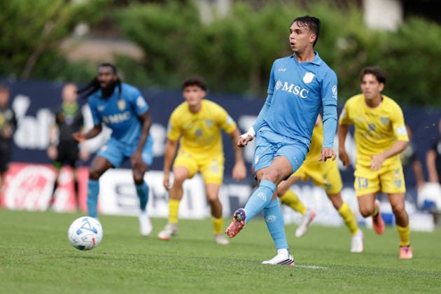 SOCCER - Friendly Match - Napoli vs. Carrarese Photo by IPA ABACAPRESS.COM87021798 - Napoli s Brazilian forward Giovane Santana do Nascimento scores a penalty kick against Carrarese during a friendly match between SSC Napoli and Carrarese at SSC Napoli s 2026-27 preseason training camp in Val di Sole, Trentino, Dimaro Folgarida, on July 26, 2026. Dimaro Italy  Copyright: xIPAxSport ABACAx