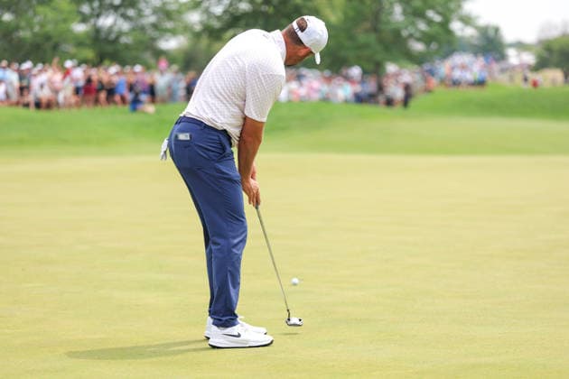 Scottie Scheffler of the United States putts for birdie on the first green during the final round of the 2026 3M Open at TPC Twin Cities on July 26, 2026 in Blaine, Minnesota. CSM Blaine USA - ZUMAc04_ 20260726_zma_c04_024 Copyright: xStevenxGarciax