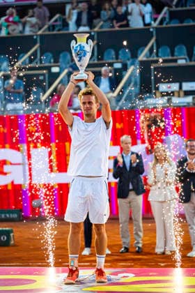 July 26, 2026, Cascais, Lisbon, Portugal: Luca Van Assche after winning the final of the Millennium Estoril Open at the Estoril Tennis Club on july 26, 2026 in Estoril, Cascais, Portugal. Tennis 2026: Millennium Estoril Open - Luca Van Assche 2 Vs 1 Alexander Blockx  - ZUMAr200 20260726_zsp_r200_059 Copyright: xNunoxReisinhox
