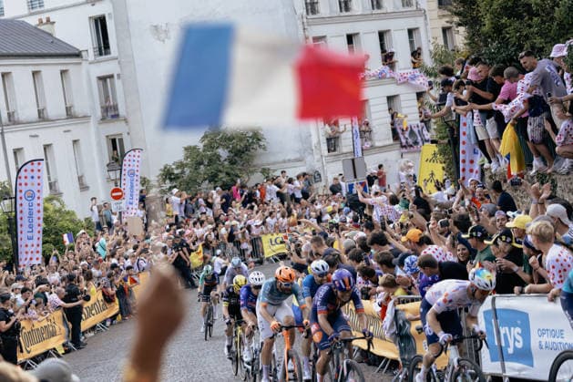 Paris, France, July 26, 2026 - Riders cycle up Rue Lepic on the ascent of the Butte de Montmartre during the 21st stage of the 113th edition of the Tour de France cycling race, 88,7 km starting and finishing in Paris TOUR DE FRANCE, VELO  Copyright: xAlexisxSciardx