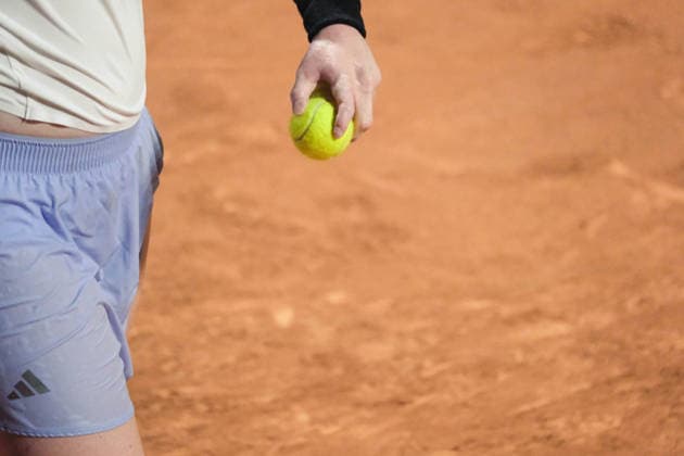 TENNIS - International Tennis Tournaments - 37th Palermo Ladies Open ? Singles Final Photo by IPA ABACAPRESS.COM87027473 - Palermo, Italy, July 2026. Country Time Club, women s singles final at the 2026 Palermo Ladies Open, a professional women s tennis tournament on the WTA, Tennis Damen 125 circuit. In the photo: Francesca Jones hands Palermo Italy  Copyright: xIPAxSport ABACAx
