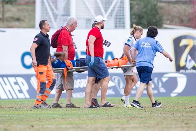 July 26, 2026, Split, Dalmatia, Croatia: The medical team carries out the injured Italian player Giacomo NDOUMBE LOBE 5. RUGBY EUROPE SEVENS MEN s CHAMPIONSHIP SERIES 2026 - SPLIT FINAL: France Vs Italy 43:0  - ZUMAp210 20260726_zsp_p210_002 Copyright: xMajaxPrgometx