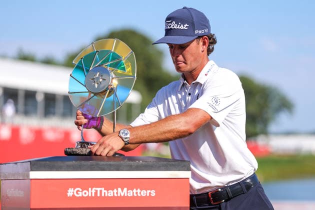Jackson Koivun of the United States poses with the Elemental Swing trophy after the final round of the 2026 3M Open at TPC Twin Cities on July 26, 2026 in Blaine, Minnesota. CSM Blaine USA - ZUMAc04_ 20260726_zma_c04_269 Copyright: xStevenxGarciax