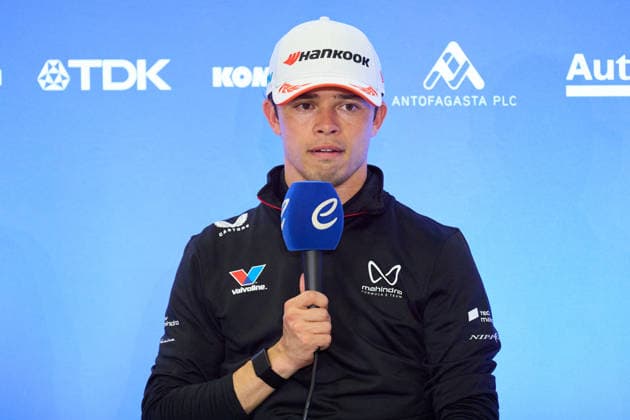 Nyck de Vries (Mahindra Racing), JULY 26, 2026 -Motor Sports : FIA ABB Formula E World Championship, WM, Weltmeisterschaft 2026 Tokyo E-Prix at Tokyo big Sight in Tokyo, Japan. Noxthirdxpartyxsales  aflo_339217804 KenxAsakurax
