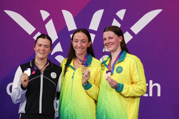July 26, 2026, Glasgow, Scotland, Great Britain: LANI PALLISTER of Australia (center), ERIKA FAIRWEATHER of New Zealand (left) and MOLLY WALKER of Australia (right) with their gold, silver and bronze medal in the Swimming Women s 1500m Freestyle Medal Ceremony of the Commonwealth Games Glasgow 2026 at the Tollcross International Swimming Centre in Glasgow, Scotland. Commowealth Games 2026: Swimming  - ZUMAc179 20260726_zep_c179_468 Copyright: xMickaelxChavetx