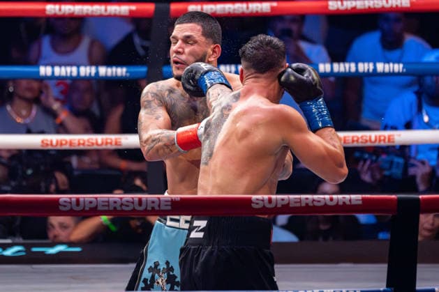 July 26, 2026, New York, New York, USA: EDGAR BERLANGA (teal trunks) battles STEVEN BUTLER in a super middleweight bout at Madison Square Garden in New York, New York. New York USA - ZUMAp109 20260726_zaf_p109_019 Copyright: xJoelxPlummerx
