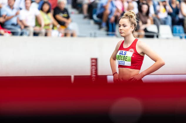 Deutsche Leichtathletik-Meisterschaften; Bochum-Wattenscheid, 26.07.2026 Fokussiert: Smilla Kolbe (Eintracht Frankfurt e.V.) kurz vor dem 800m-Finale der Frauen; Deutsche Leichtathletik-Meisterschaften am 26.07.2026 im Lohrheidestadion in Bochum-Wattenscheid (Nordrhein-Westfalen). *** German Track and Field Championships, Bochum-Wattenscheid, July 26, 2026: Smilla Kolbe of Eintracht Frankfurt e.V. looks focused just before the women’s 800-meter final at the German Track and Field Championships on July 26, 2026, at the Lohrheidestadion in Bochum-Wattenscheid, North Rhine-Westphalia Copyright: xBEAUTIFULxSPORTS R.xSchmittx