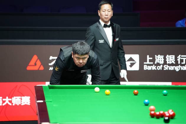 SHANGHAI, CHINA - JULY 27: Tang Hewen of China reacts in the first round match against Chris Wakelin of England on day 1 of the Shanghai Masters 2026 at Luwan Gymnasium on July 27, 2026 in Shanghai, China.  Copyright: xTaixChengzhex 111656638068