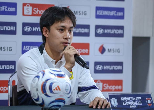 ASEAN Hyundai Cup 2026 Malaysia Vs Laos Pre-match press conference, PK, Pressekonferenz in Kuala Lumpur, Malaysia - 27 Jul 2026 Laos player representative Khonesavanh Keonuchanh speaks to the press during the pre-match press conference for the ASEAN Hyundai Cup 2026 match between Malaysia and Laos at Kuala Lumpur Football Stadium, Cheras. Kuala Lumpur Malaysia Copyright: xWongxFokxLoyx xSOPAxImagesx 20260727_AFW_0092 copy