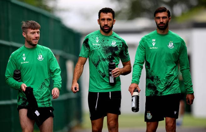 Shamrock Rovers press conference, PK, Pressekonferenz & Squad Training, Roadstone, Dublin 27 7 2026 Jack Byrne, Pico Lopes and Danny Mandroiu Jack Byrne, Pico Lopes and Danny Mandroiu 27 7 2026  Copyright: xx RB1_6789